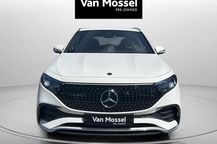 Hvid Mercedes EQA 250+ fra 2024