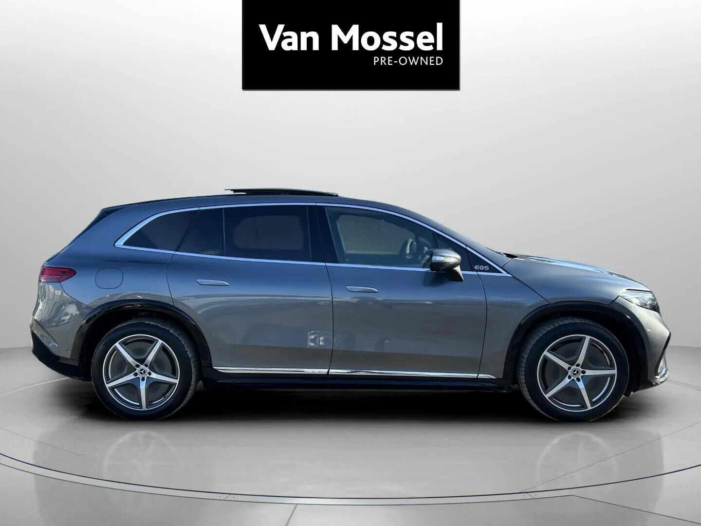 Grå Mercedes EQS 450+ fra 2023