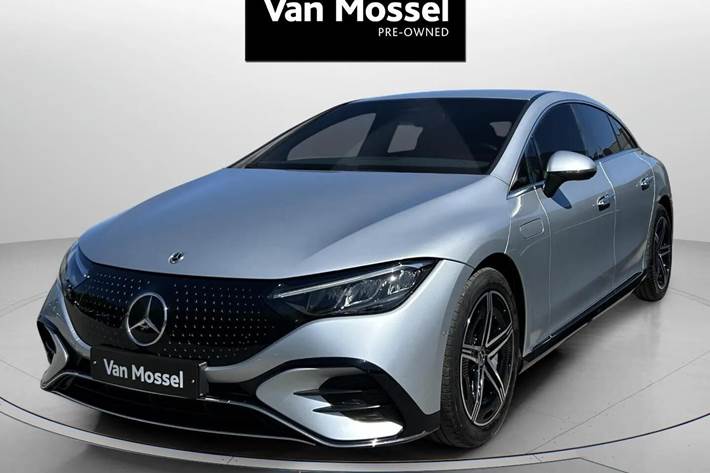 Sølv Mercedes EQE 350 fra 2023