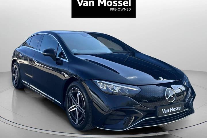 Sort Mercedes EQE 350 fra 2023