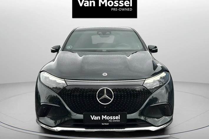 Grøn Mercedes EQS 450 fra 2023