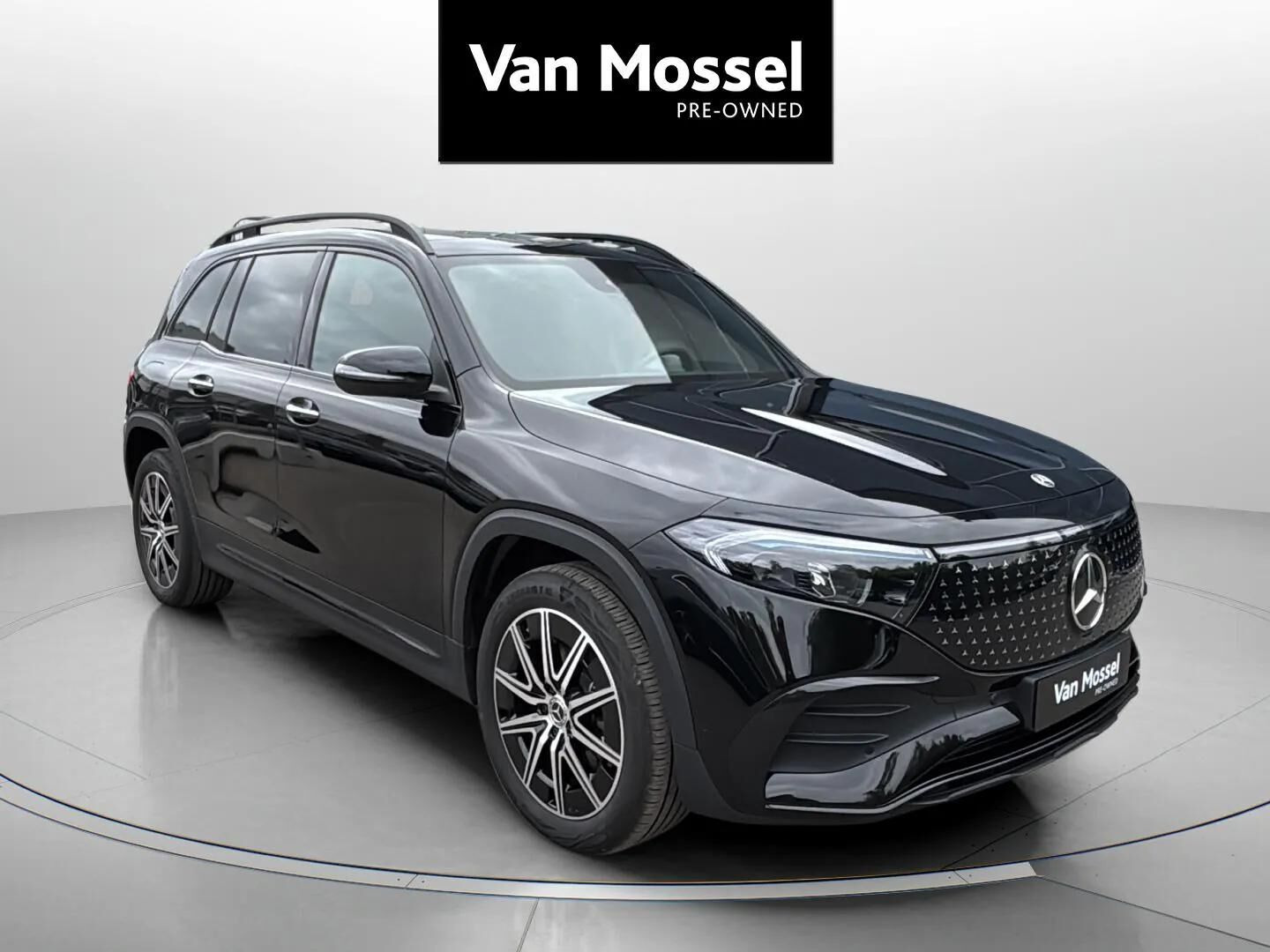 Sort Mercedes EQB 250+ fra 2025