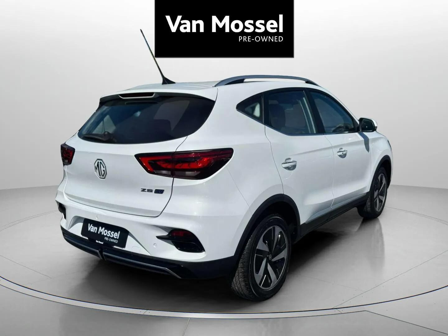 Hvid MG ZS EV fra 2023