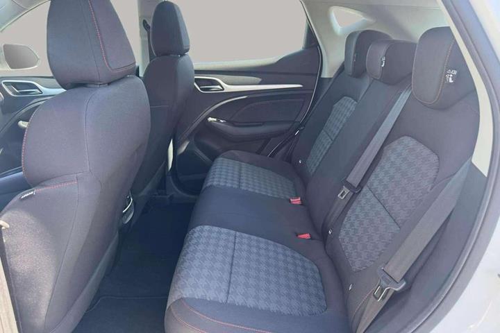 Hvid MG ZS EV fra 2023