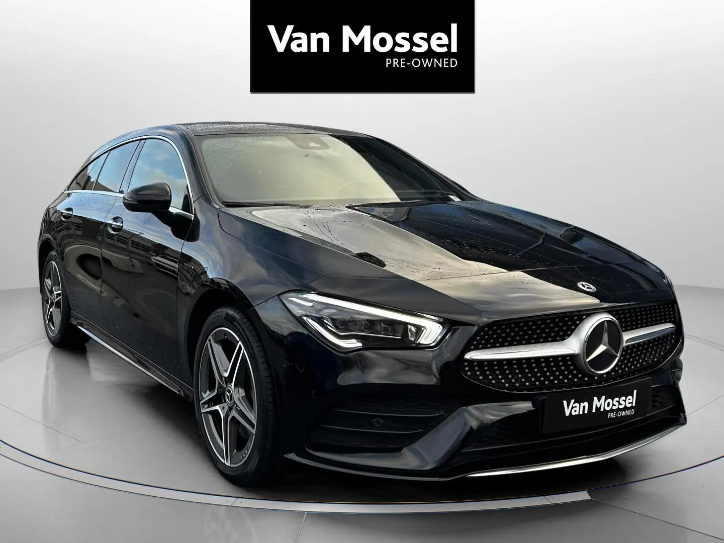 Sort Mercedes CLA250 e fra 2021
