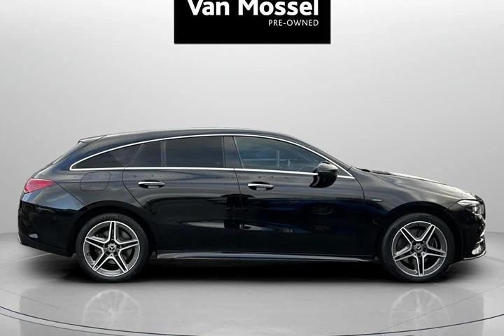 Sort Mercedes CLA250 e fra 2021
