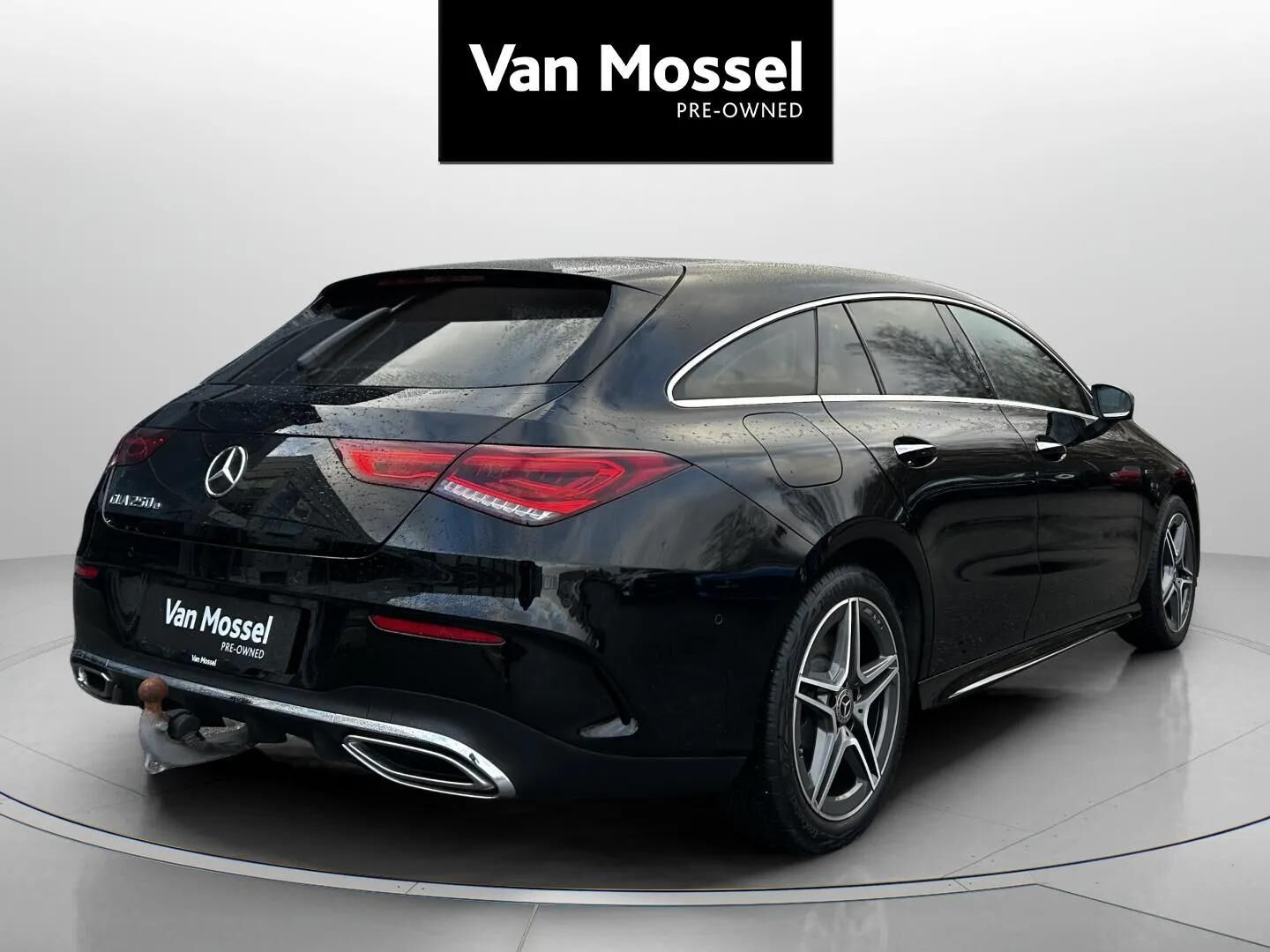 Sort Mercedes CLA250 e fra 2021