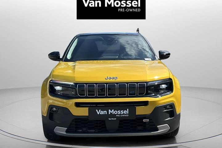Gul Jeep Avenger fra 2023