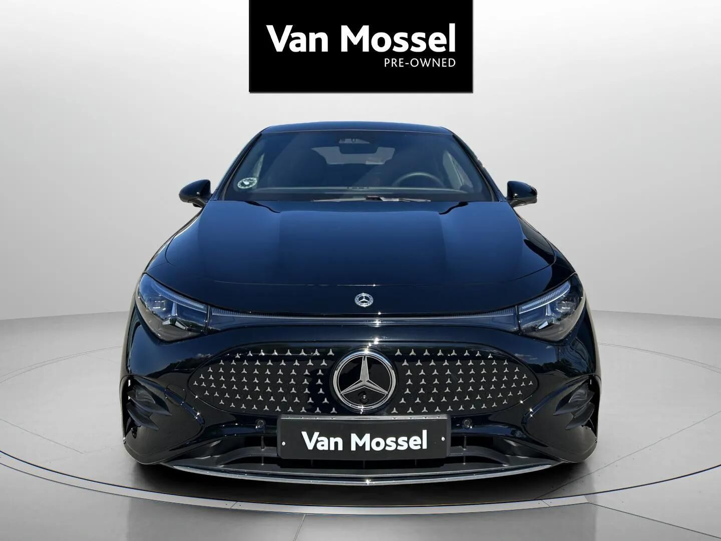 Sort Mercedes CLA250+ fra 2025