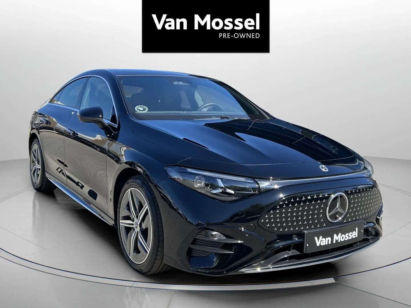 Sort Mercedes CLA250+ fra 2025