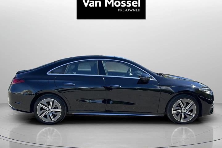 Sort Mercedes CLA250+ fra 2025