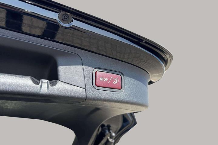 Sort Mercedes EQA 250+ fra 2024