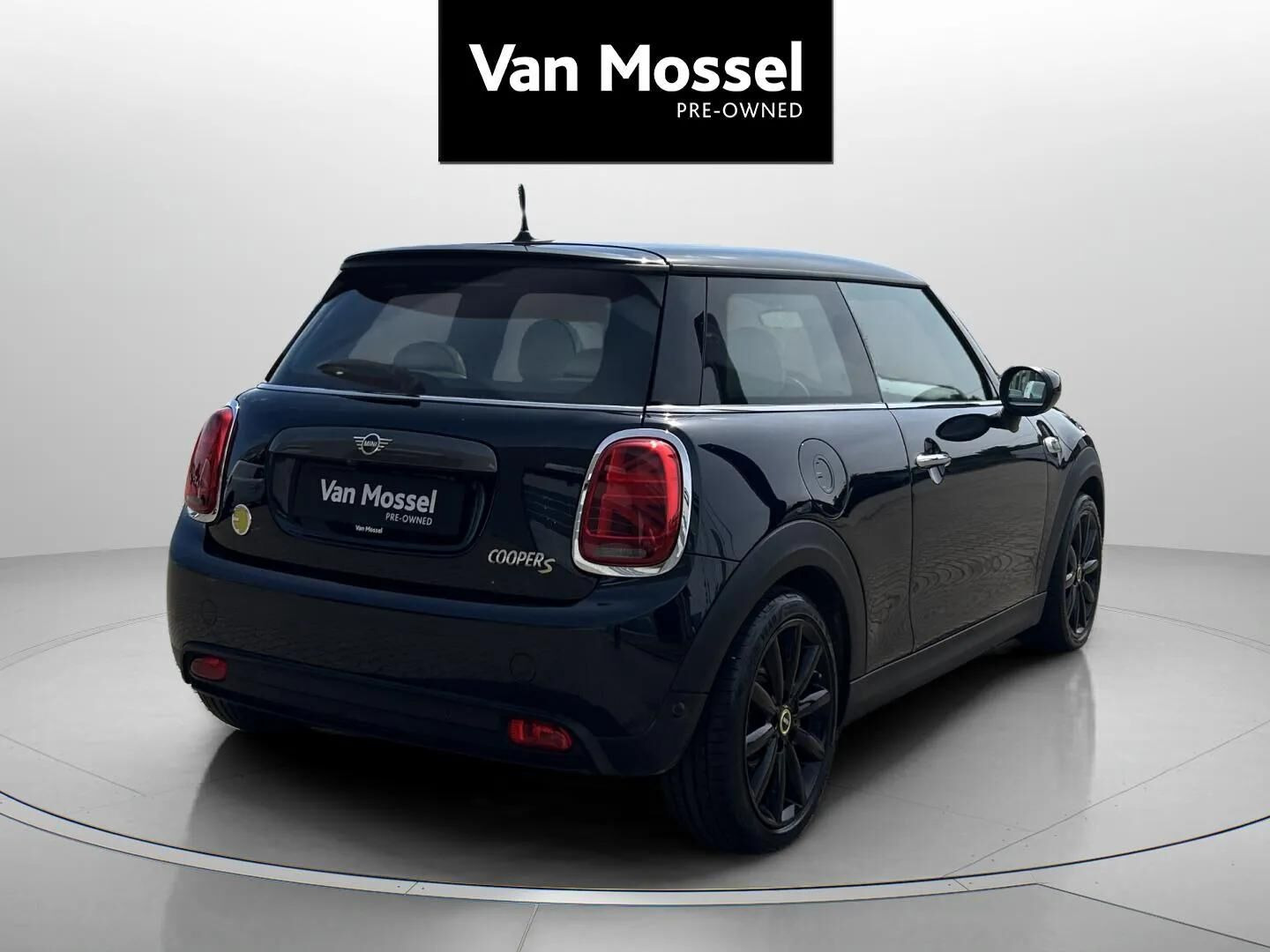 Sort Mini Cooper fra 2021