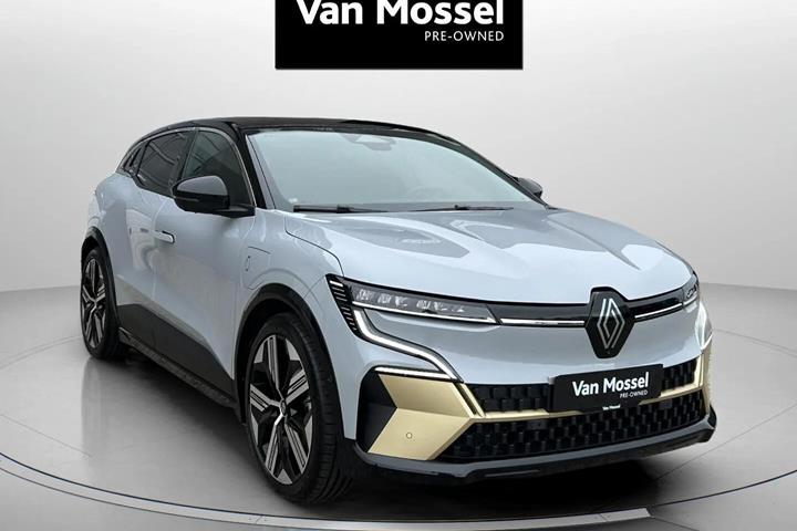 Grå Renault Mégane fra 2024