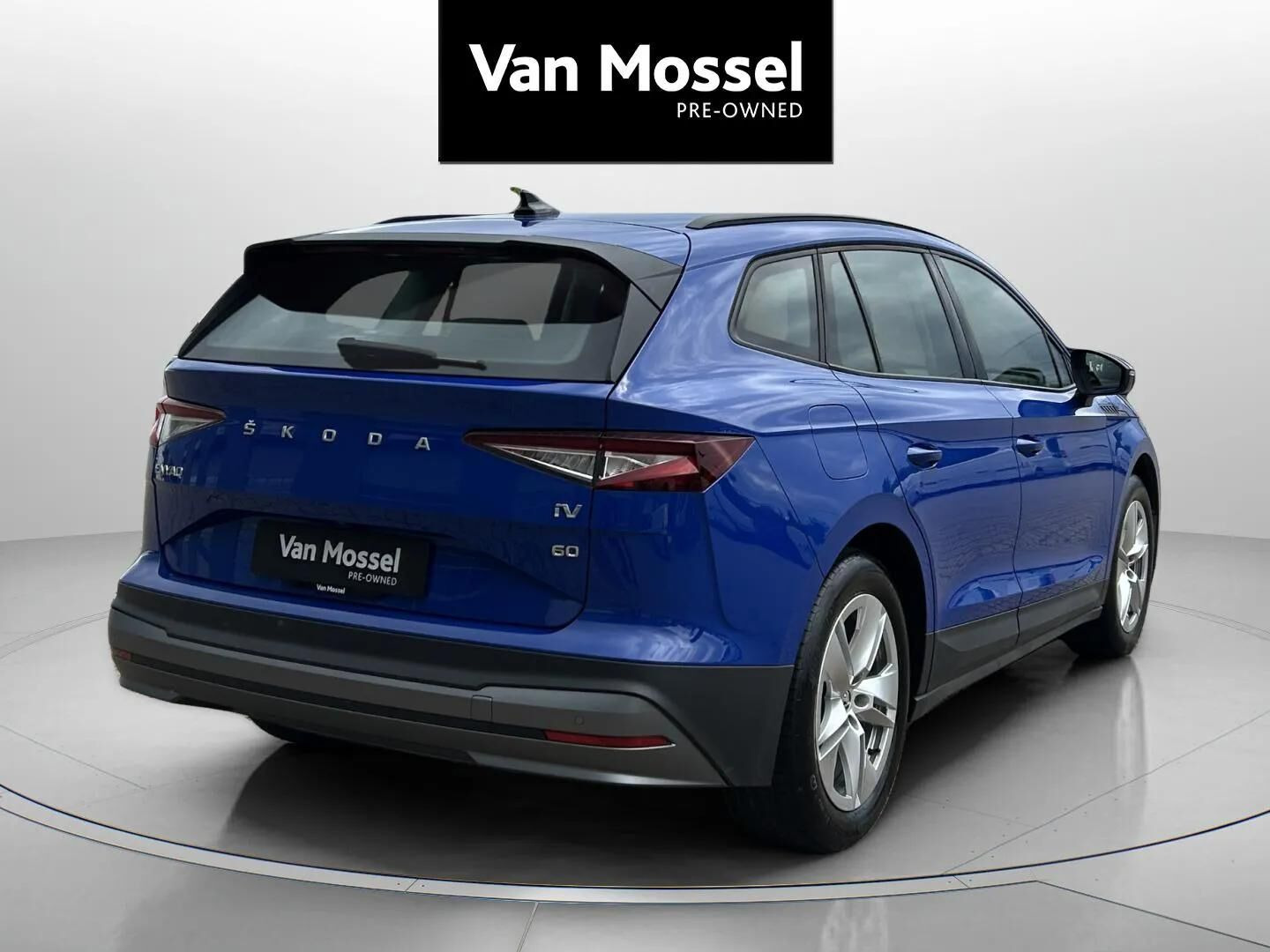 Blå Skoda Enyaq fra 2023