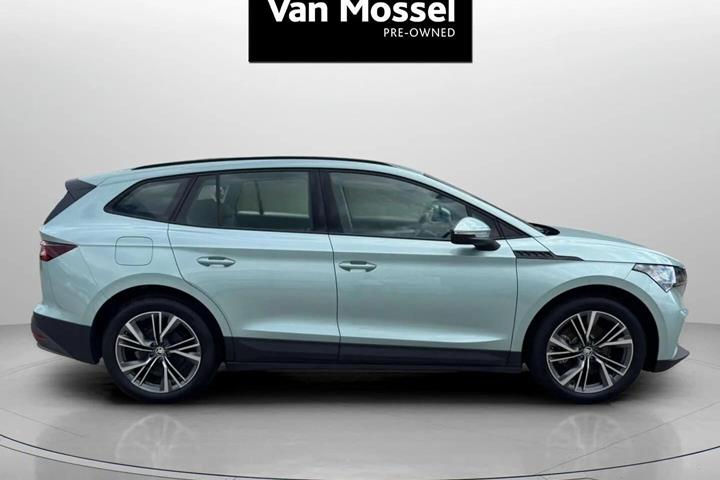 Sølv Skoda Enyaq fra 2024
