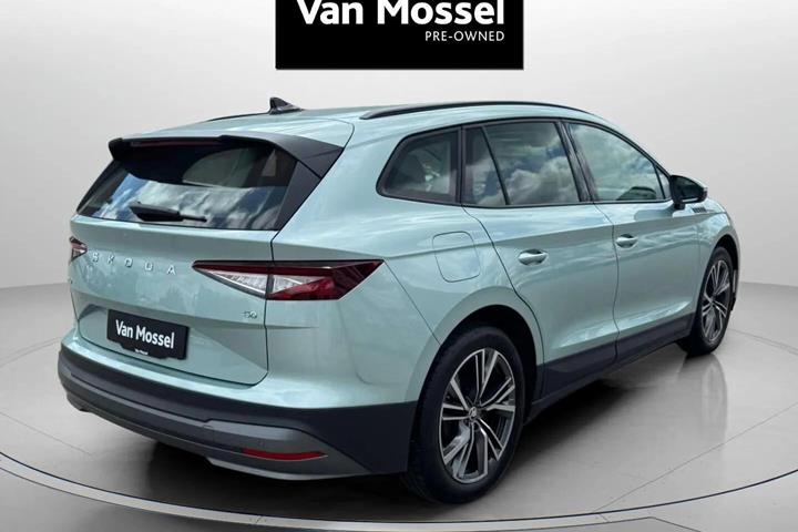 Sølv Skoda Enyaq fra 2024