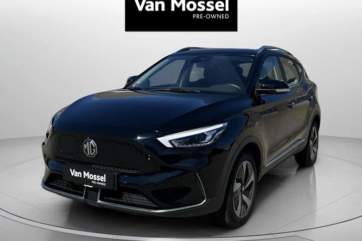 Sort MG ZS EV fra 2023 set udefra