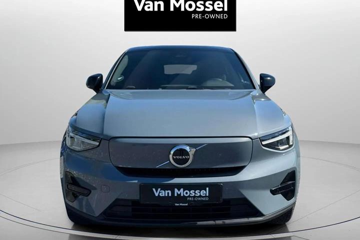 Grå Volvo C40 fra 2023