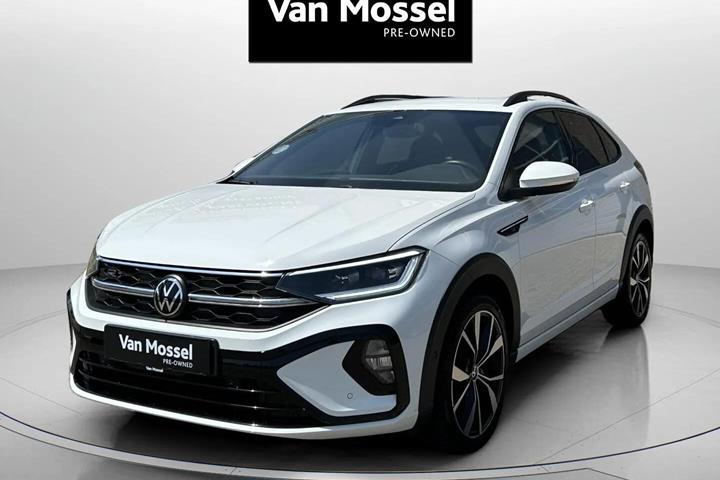 Hvid VW Taigo fra 2021 set udefra