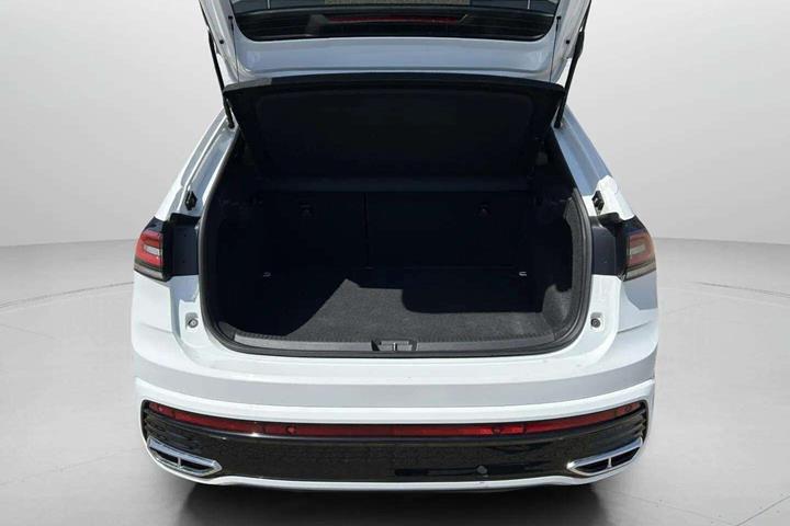 Hvid VW Taigo fra 2021