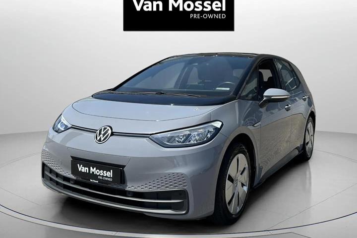 Grå VW ID.3 fra 2021 set udefra