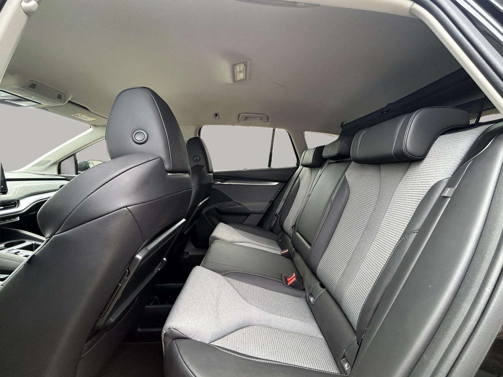 Sort Skoda Enyaq fra 2022