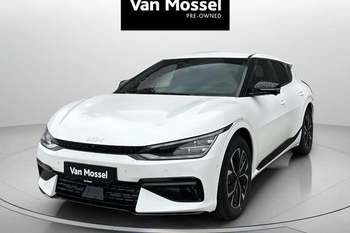 Hvid Kia EV6 fra 2025