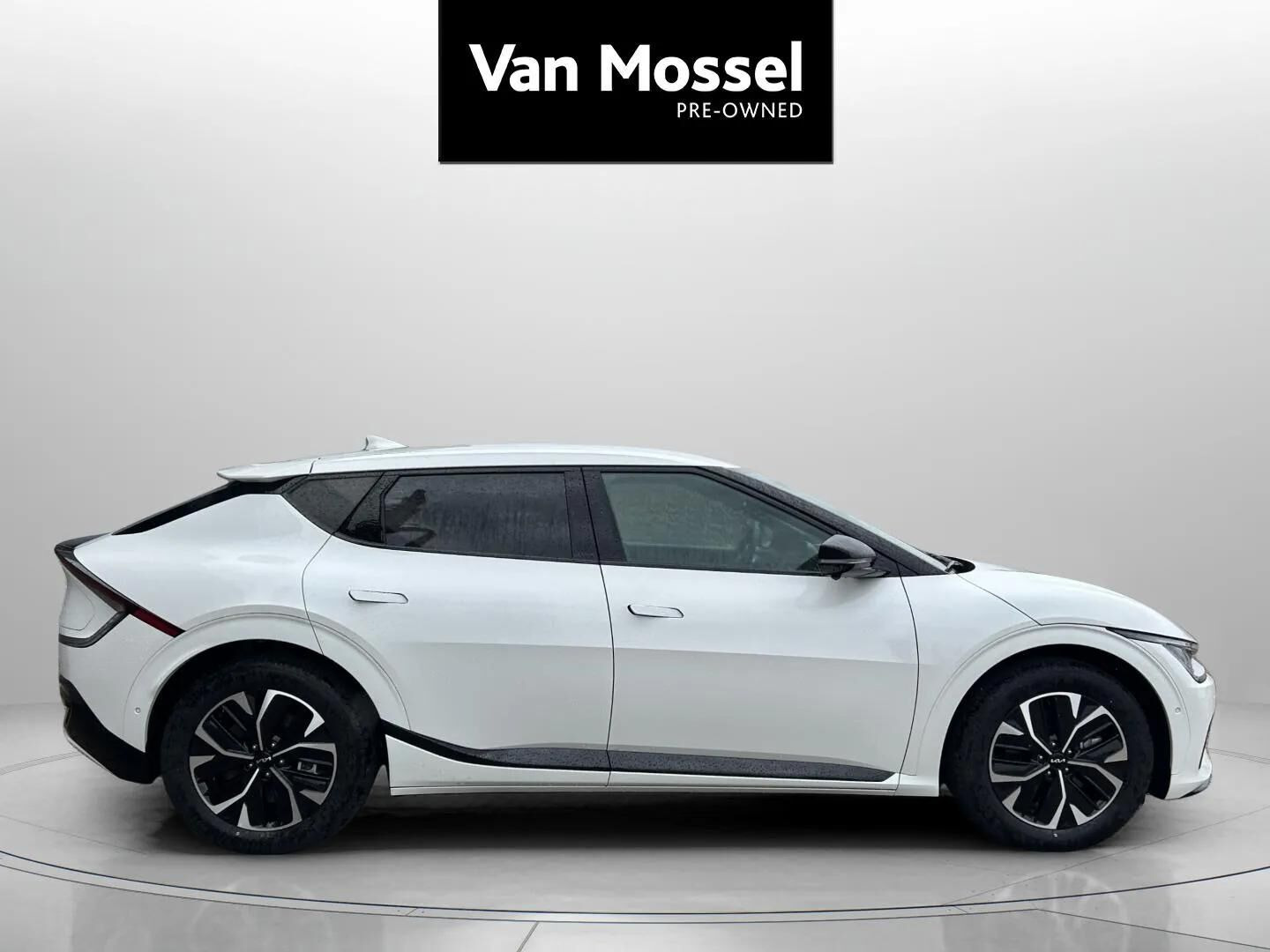 Hvid Kia EV6 fra 2025