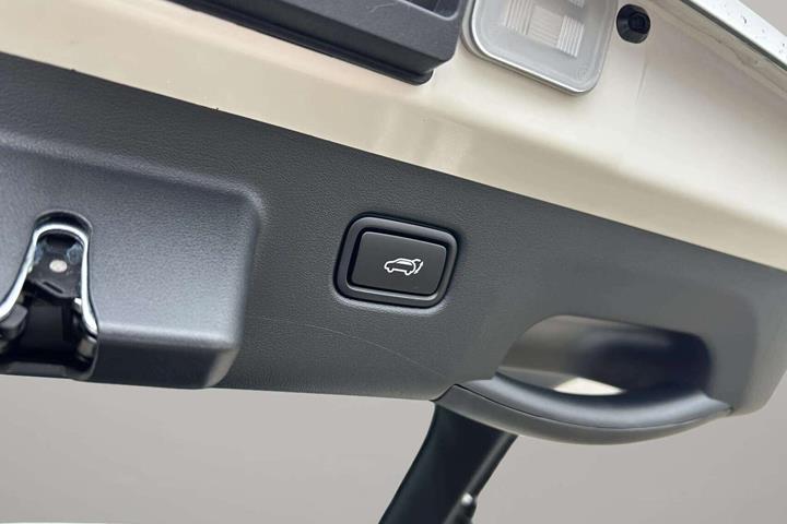 Hvid Kia EV6 fra 2025