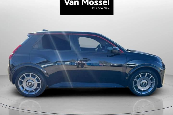 Sort Renault R5 fra 2025