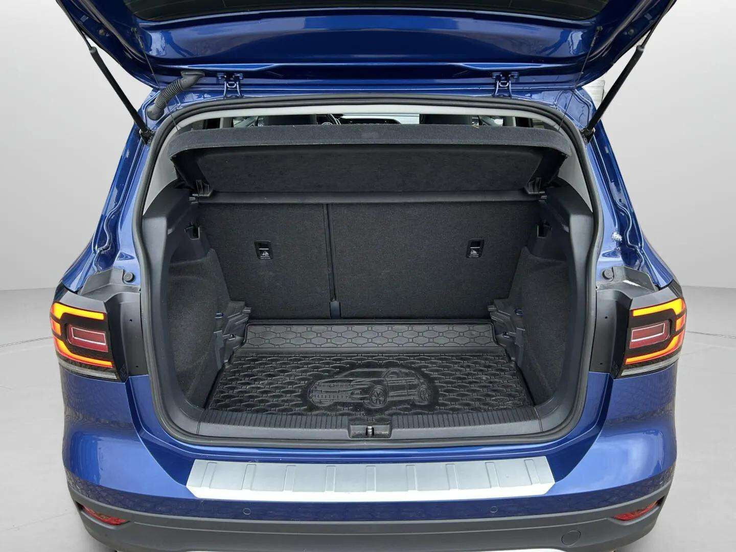 Blå VW T-Cross fra 2020
