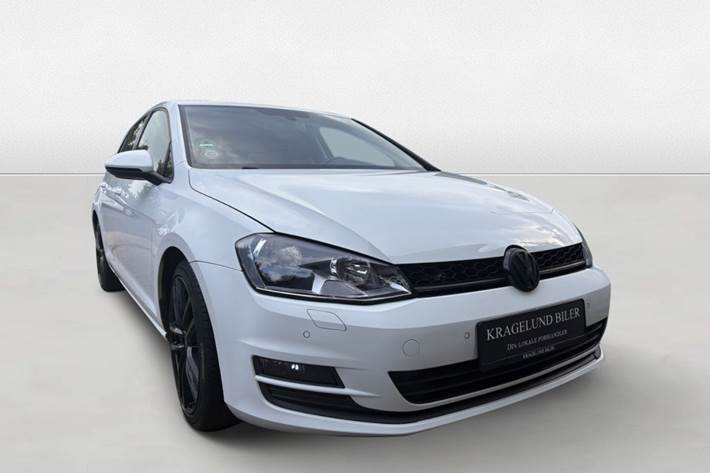 Grøn VW Golf VII fra 2014
