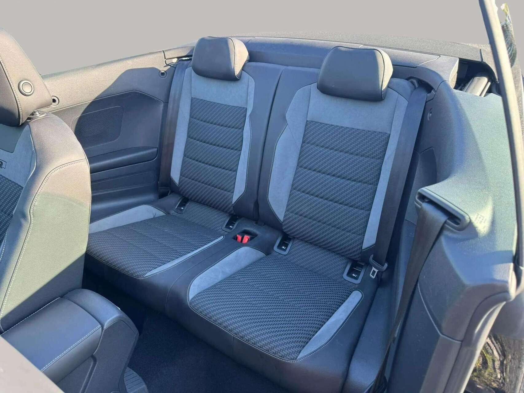 Sort VW T-Roc fra 2021