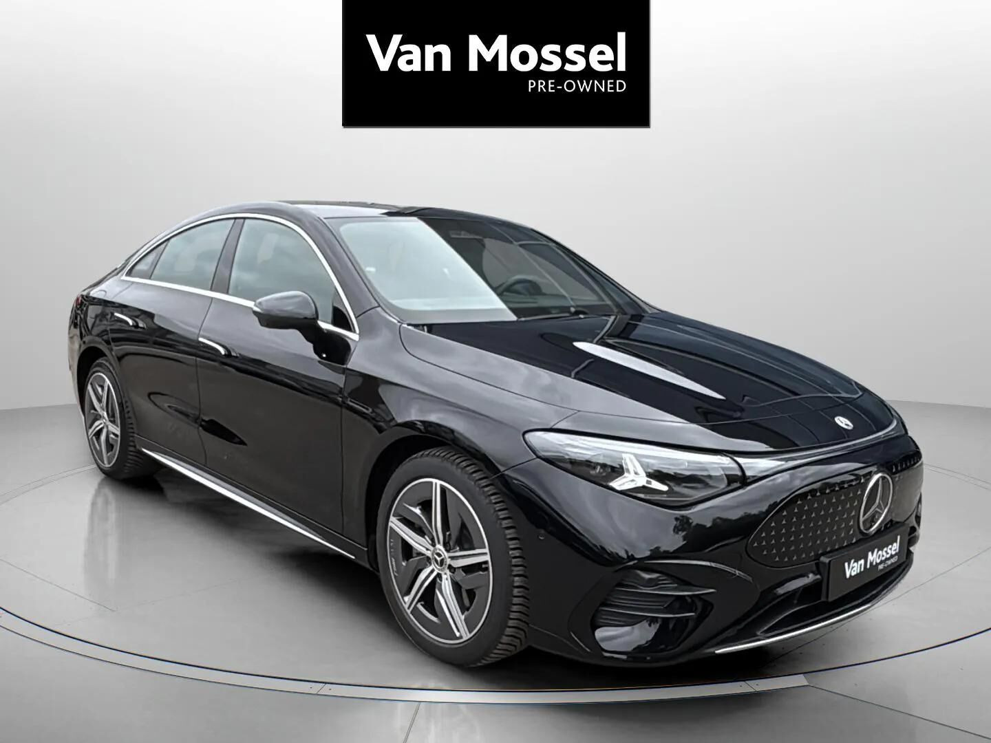 Sort Mercedes CLA250+ fra 2025