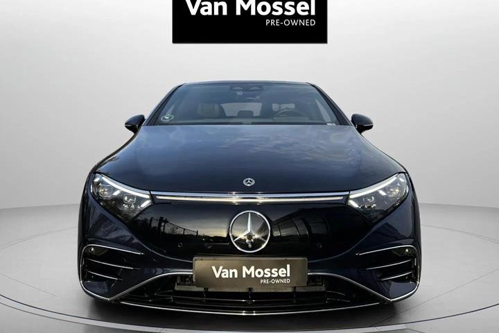 Blå Mercedes EQS 450+ fra 2023