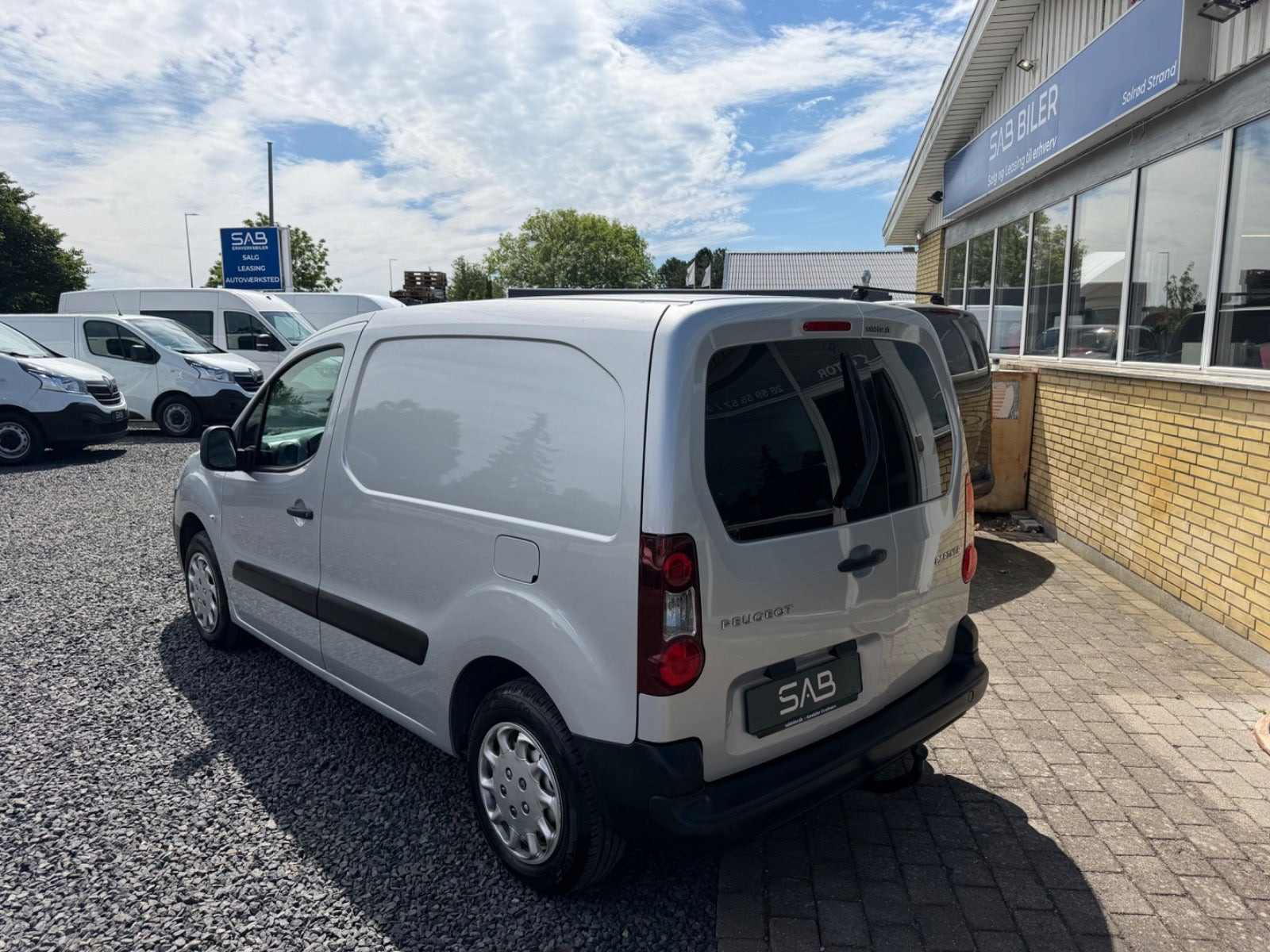 undefined Peugeot Partner fra 2017