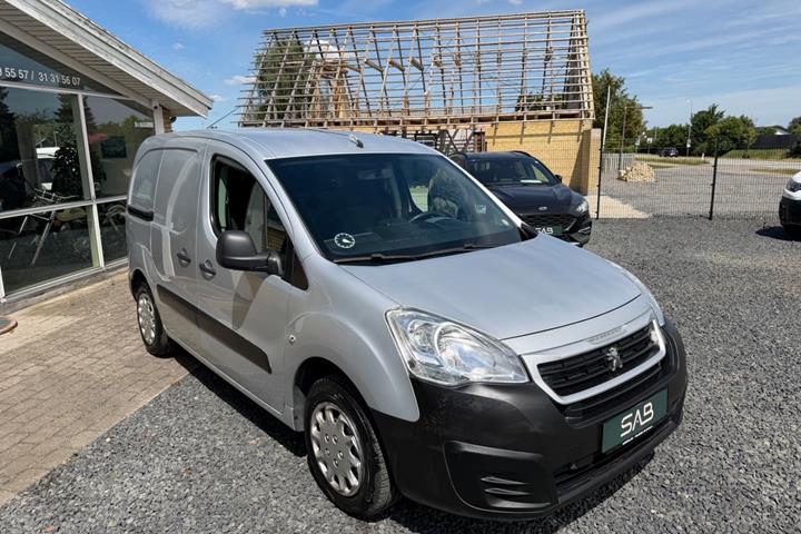 undefined Peugeot Partner fra 2017