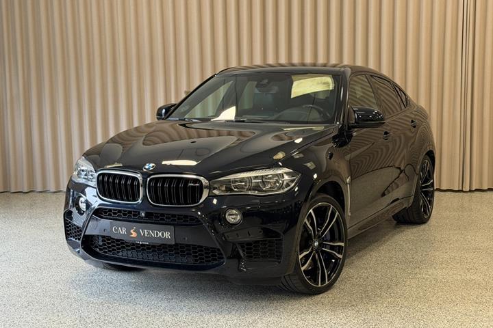 Sort BMW X6 fra 2015 set udefra