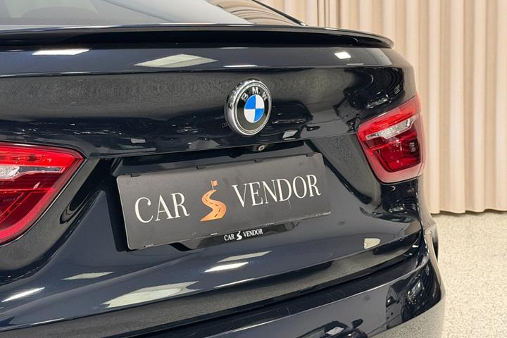 Sort BMW X6 fra 2015
