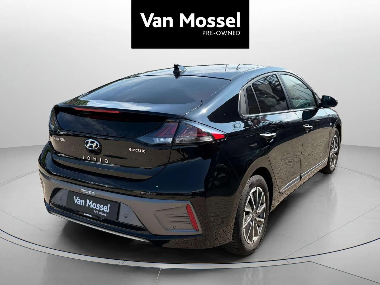 Sort Hyundai Ioniq fra 2021