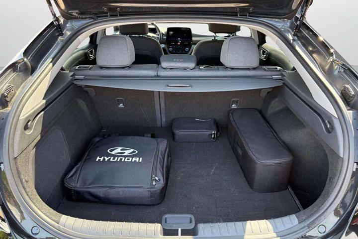 Sort Hyundai Ioniq fra 2021