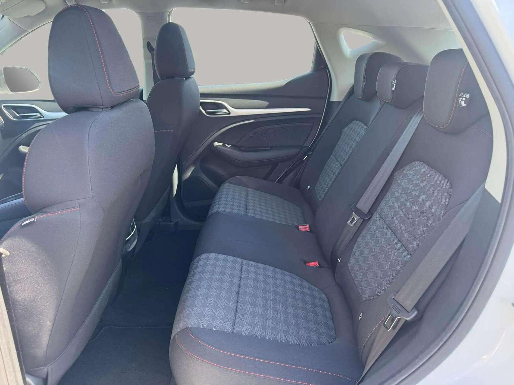 Hvid MG ZS EV fra 2023