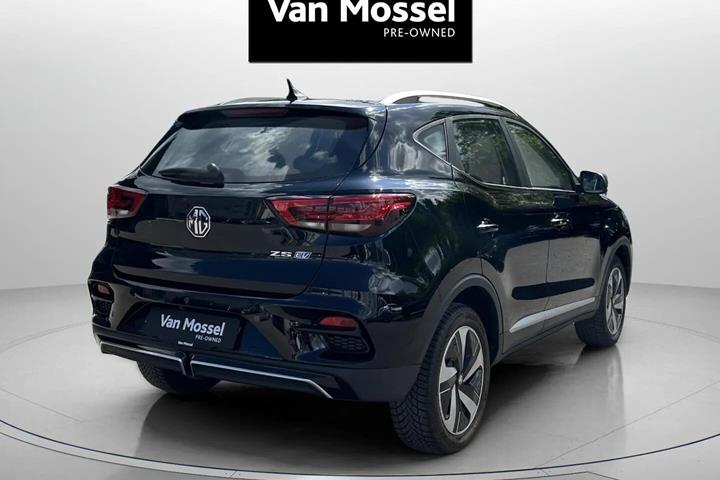 Sort MG ZS EV fra 2023