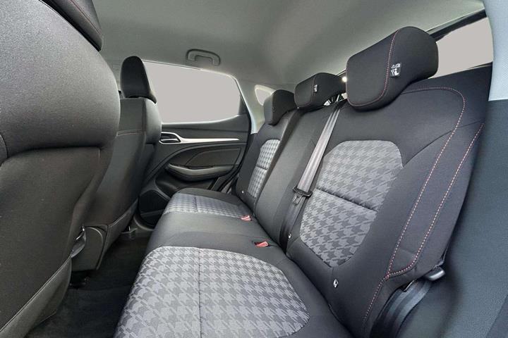 Sort MG ZS EV fra 2023