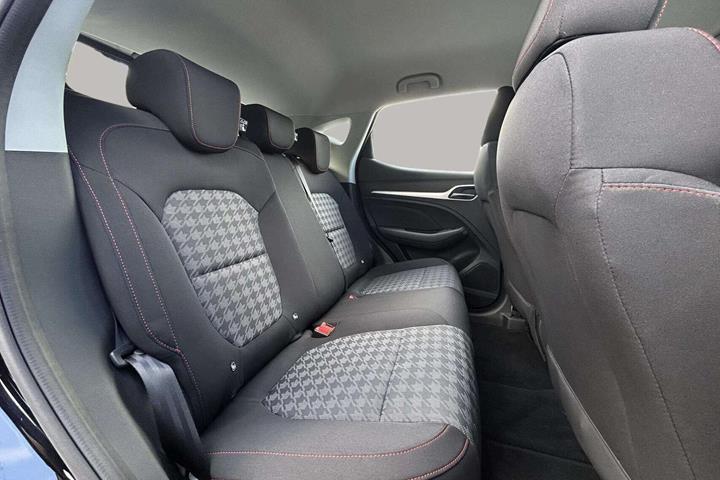 Sort MG ZS EV fra 2023