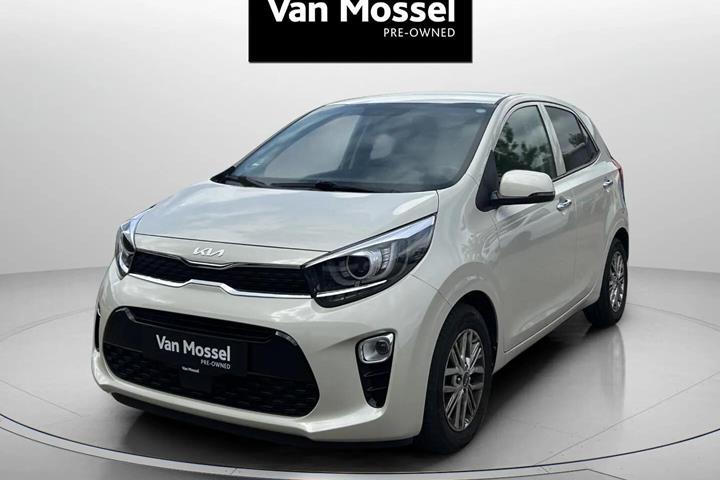 Hvid Kia Picanto fra 2023 set udefra