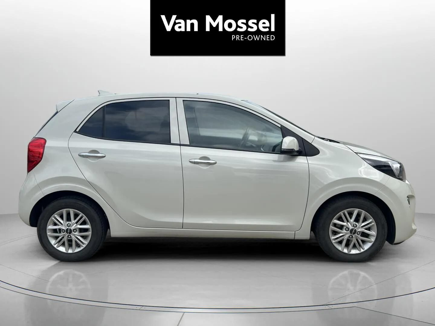 Hvid Kia Picanto fra 2023