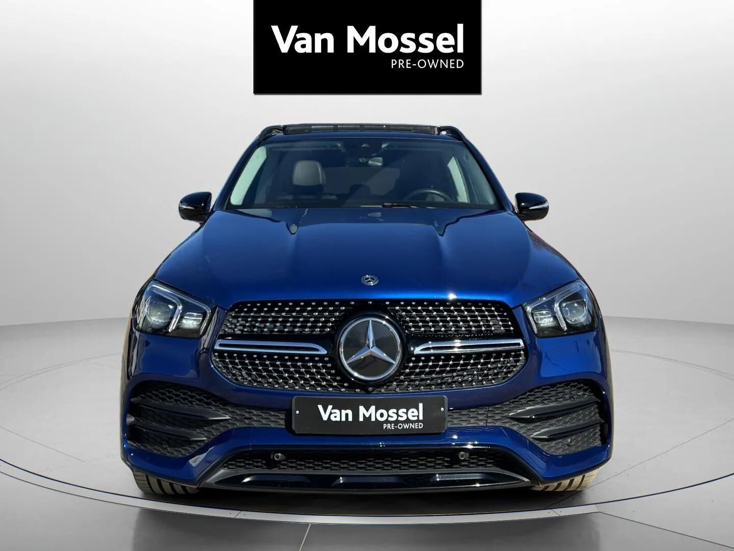 Blå Mercedes GLE350 de fra 2020