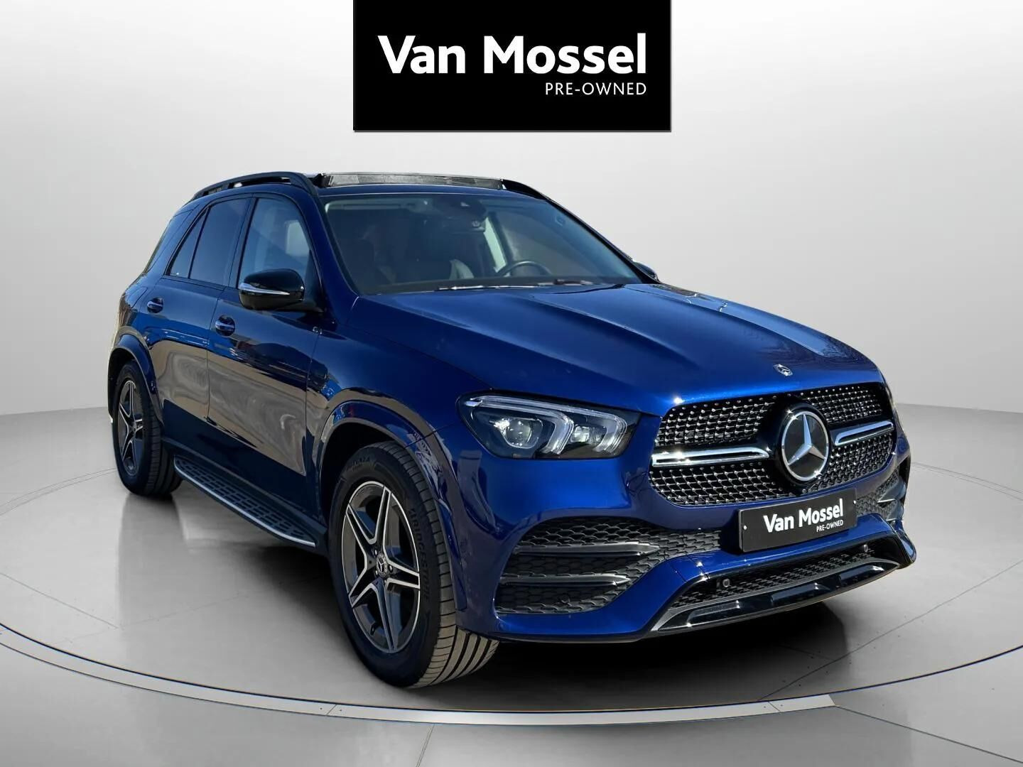 Blå Mercedes GLE350 de fra 2020